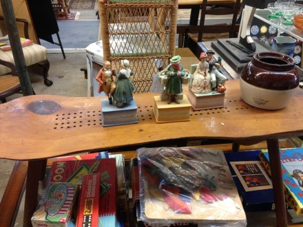 cranberrry flea cribbage table