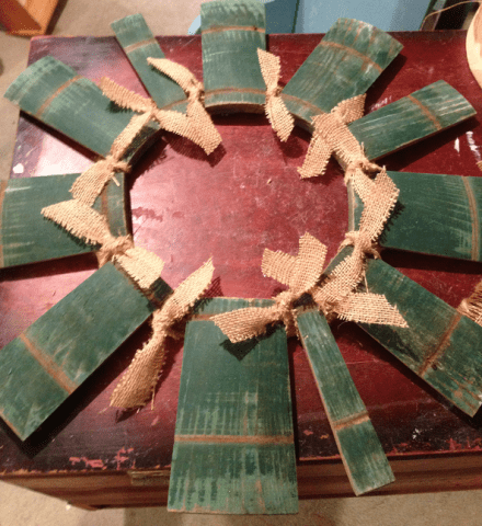 Barrel Wreath Burlap Bows