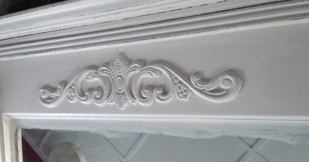 Antiqued Mirror Medallion Primed