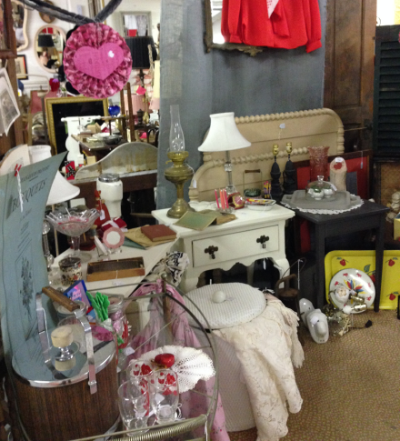 Vintage Thymes Vignette