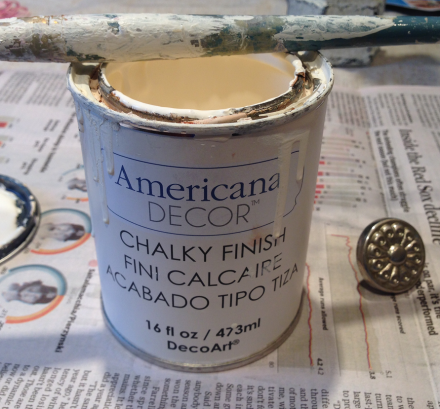 Coastal Kitchen Cupboard Chalky Paint for Knob Americana
