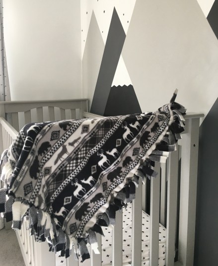Black and white fleece throw